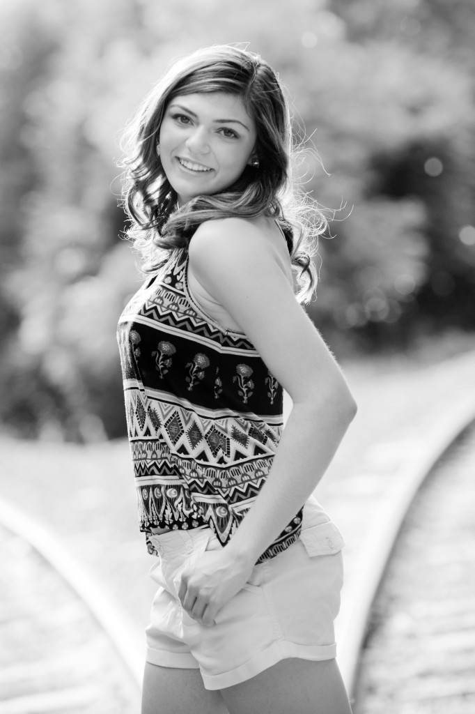 Ariana Aliasso-066bwblog